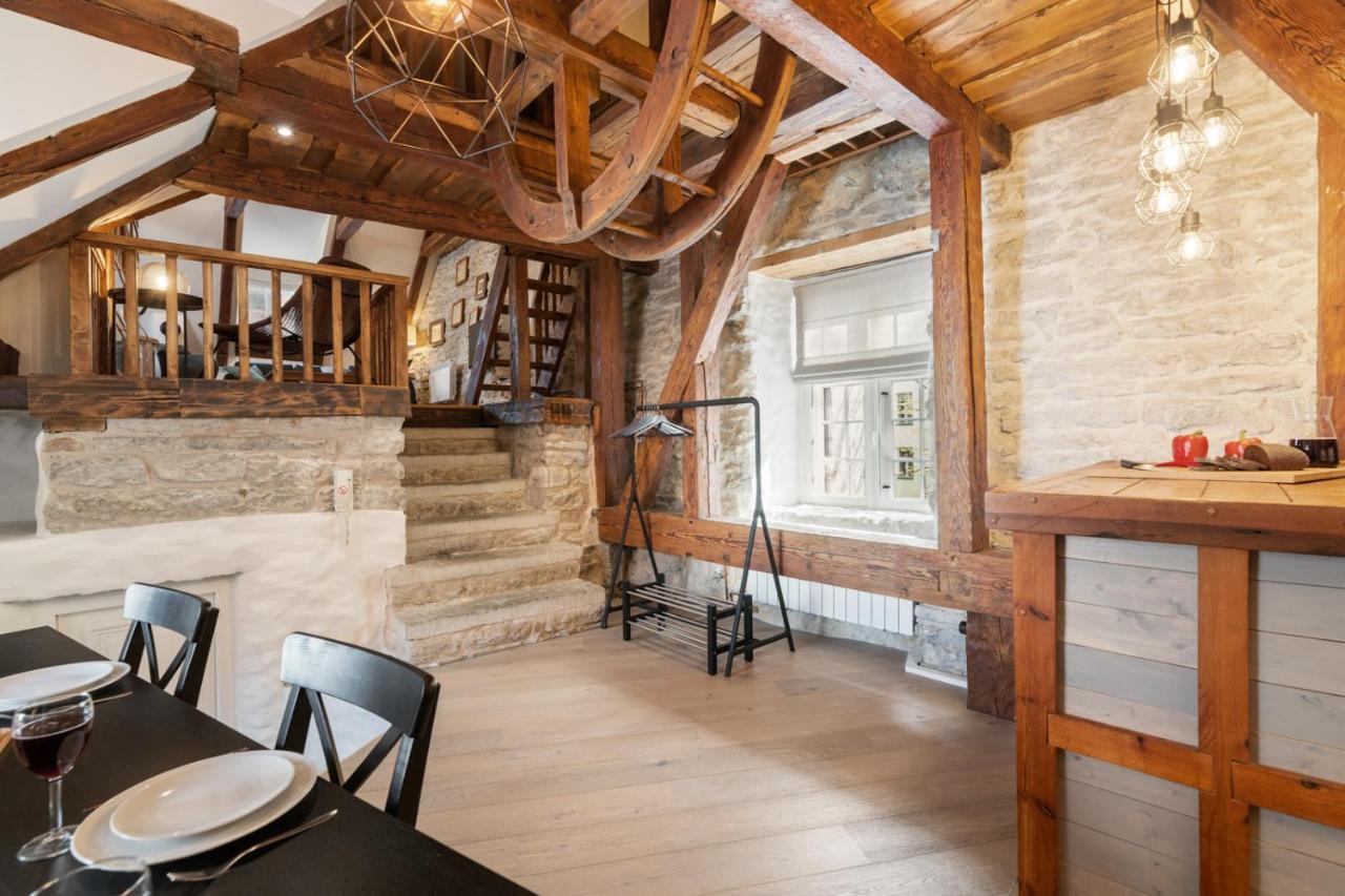 Hilltop Apartments - Old Town Kuninga Tallinn Exterior foto